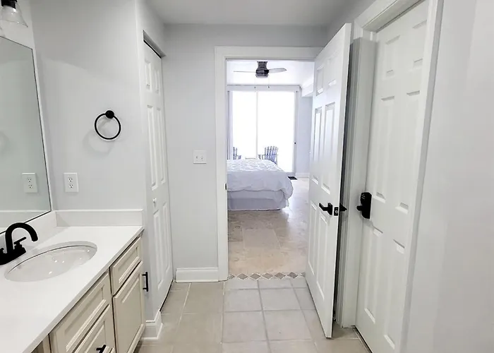 Apartment Bristol 2003-gorgeous Beachfront In Resort- 4bd45 Bath - Sleeps 13 Gulf Shores